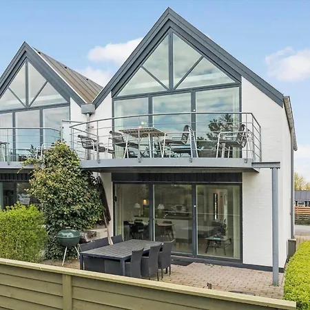 M321-vaeggerlose-marielyst-strandvej-63-g Bøtø By