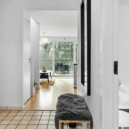 M321-vaeggerlose-marielyst-strandvej-63-g * Bøtø By