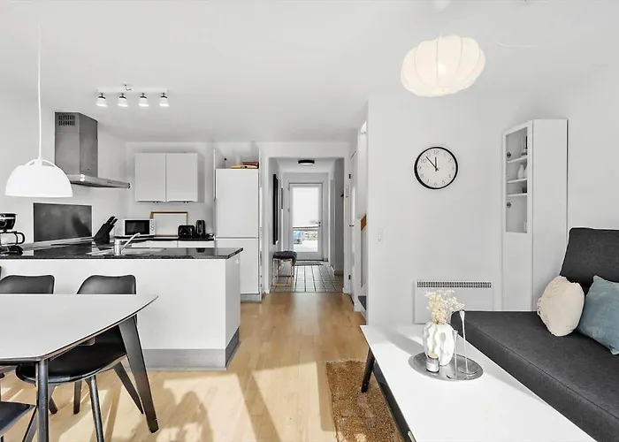 M321-vaeggerlose-marielyst-strandvej-63-g Bøtø By